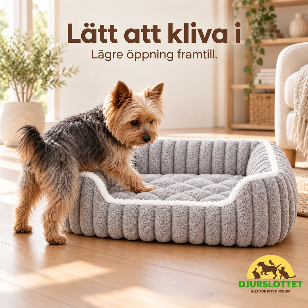 Fluffelia Mjuk Djurbädd – hund kliver in genom den lägre öppningen framtill – Djurslottet